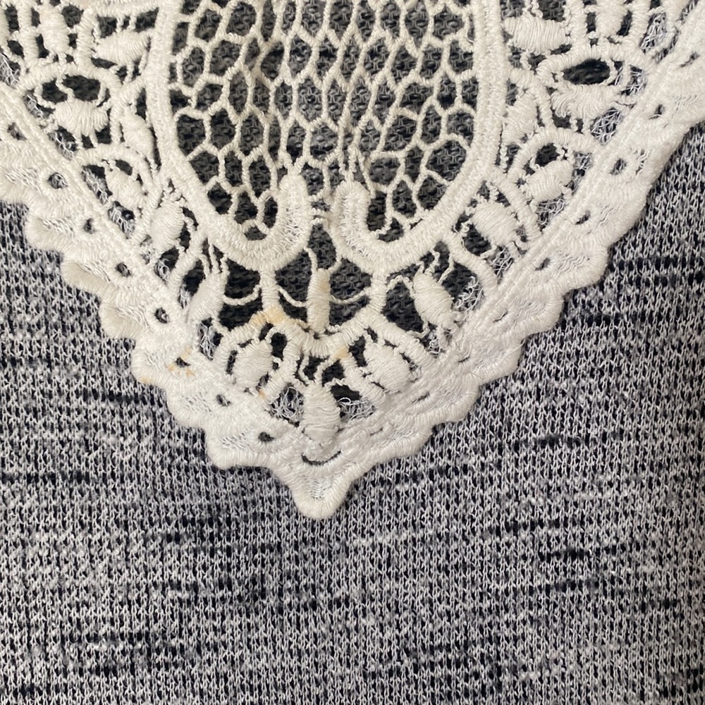 SWEATER - Picture 9 of 9